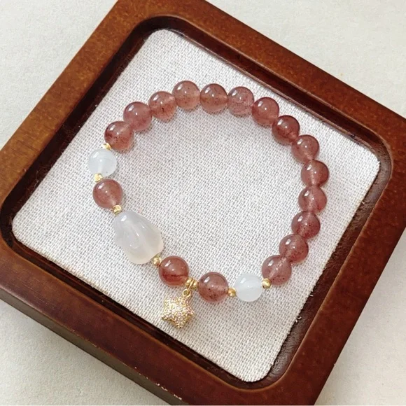 🖤 Handmade bracelet - Picture 4 of 4